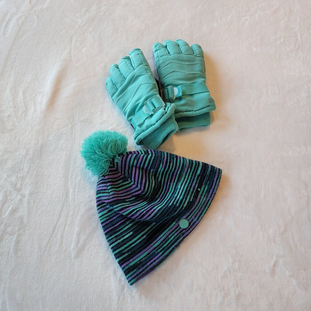 Girls Champion Hat & Gloves Sz 4